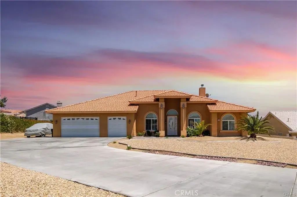 18572 Olalee Lane, Apple Valley