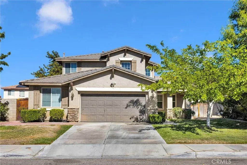 15033 Henderson, Adelanto
