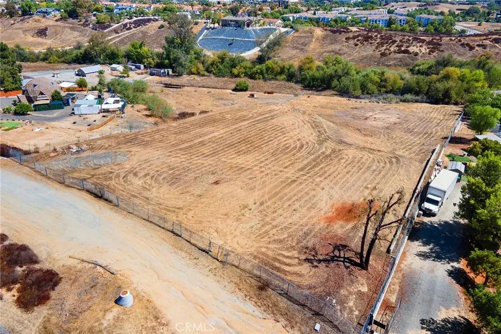7 Juniper, Murrieta