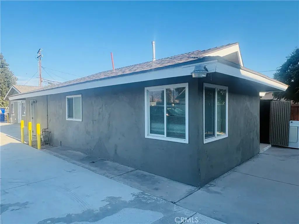 296 N Allen 2, San Bernardino