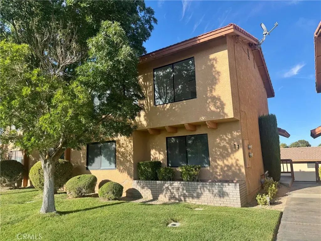 27535 Lakeview 11, Helendale