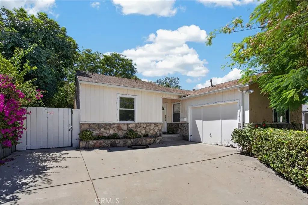 19134 Welby, Reseda