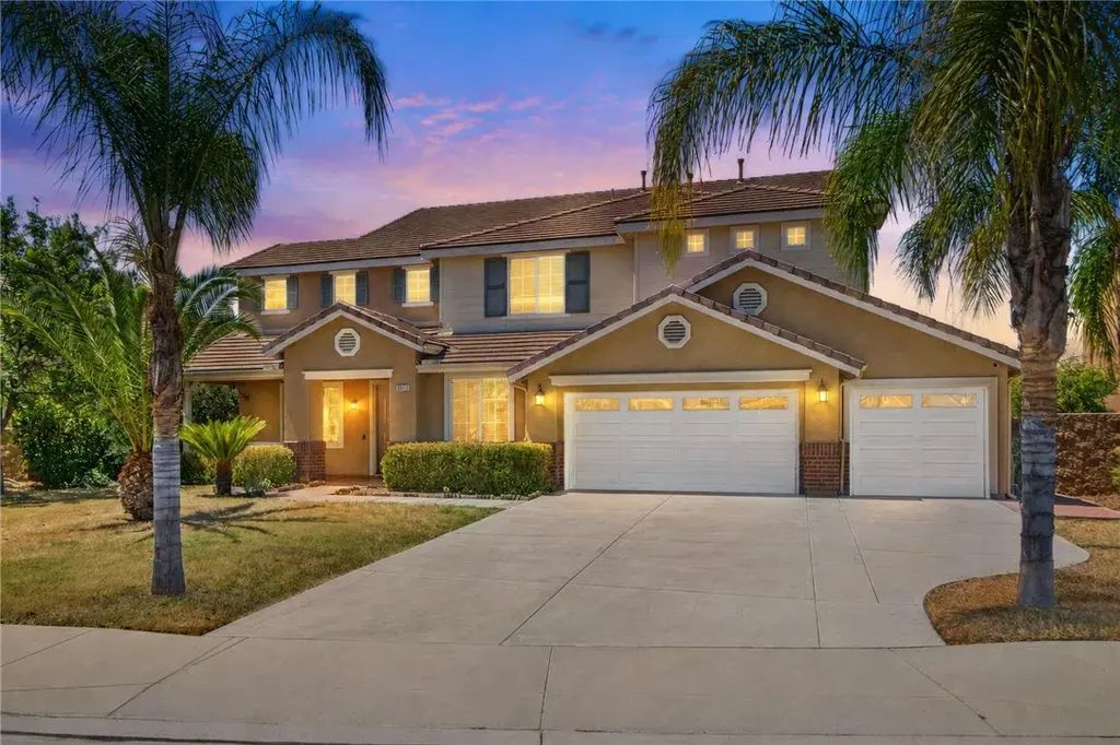 9511 Capitan Court, Riverside