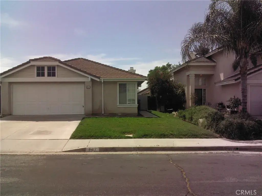 867 Sweetpea Street, Hemet