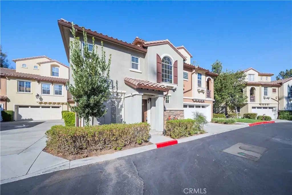 28157 Ashbrook, Valencia
