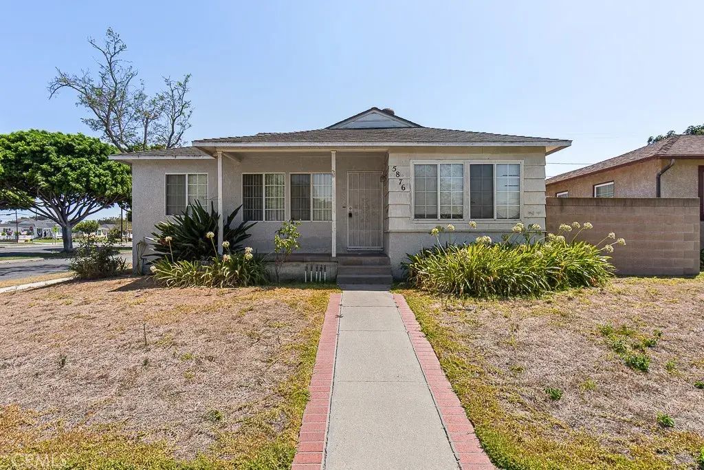 5876 Denmead, Lakewood