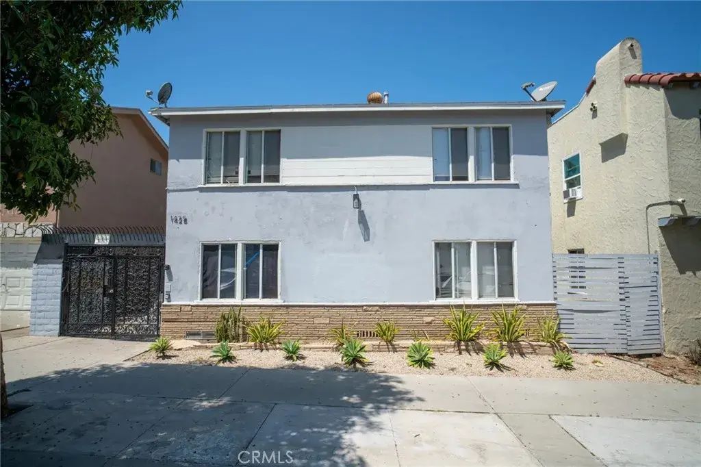 1425 Cedar Avenue, Long Beach