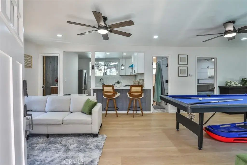 672 Talmadge, Big Bear Lake