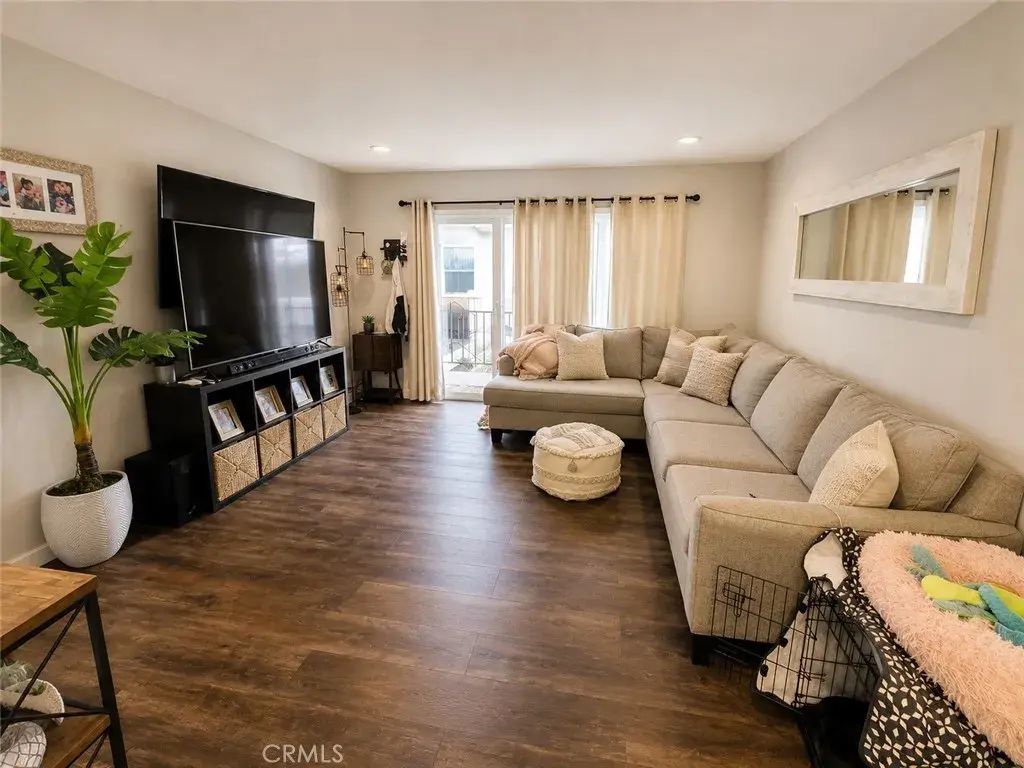 1805 E 6th, Long Beach