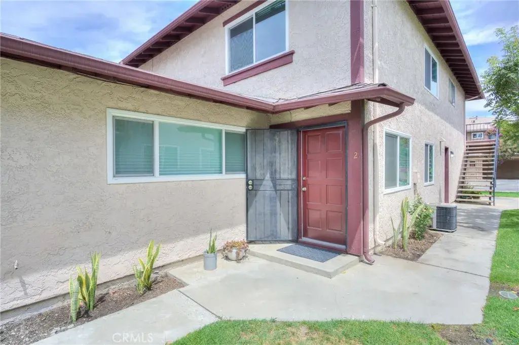1085 W Sierra Madre 2, Azusa