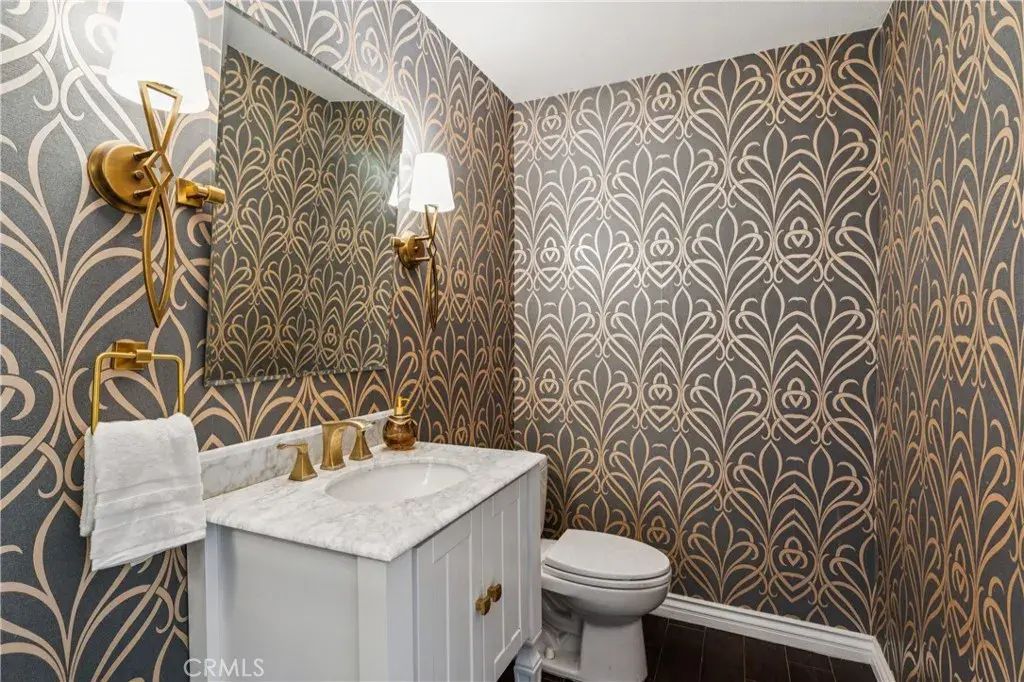 3215 Crystal Ridge Circle, Corona