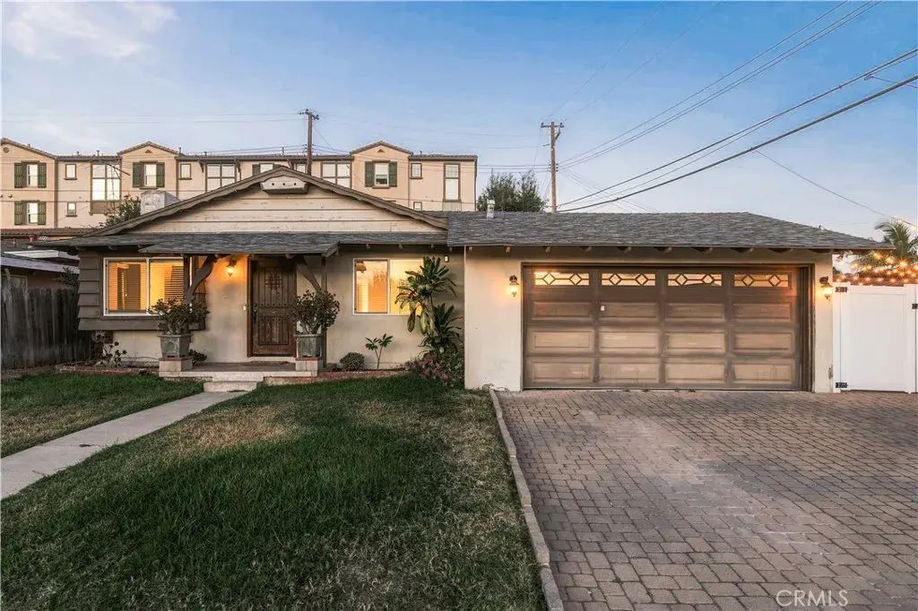 150 Colleen, La Habra