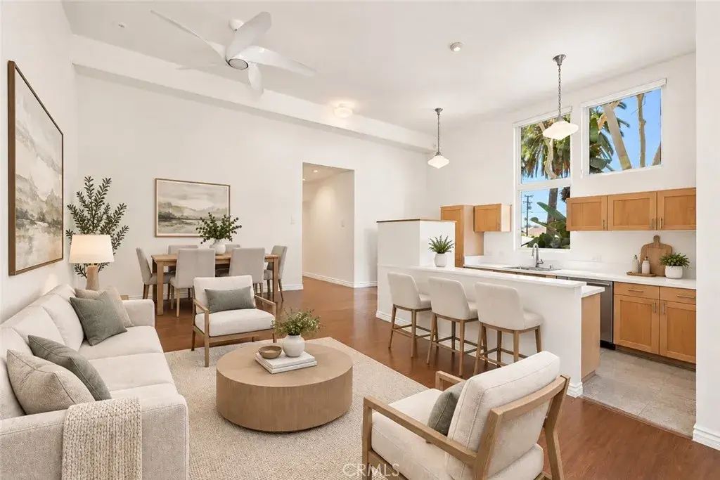 323 E Dayman 3, Long Beach