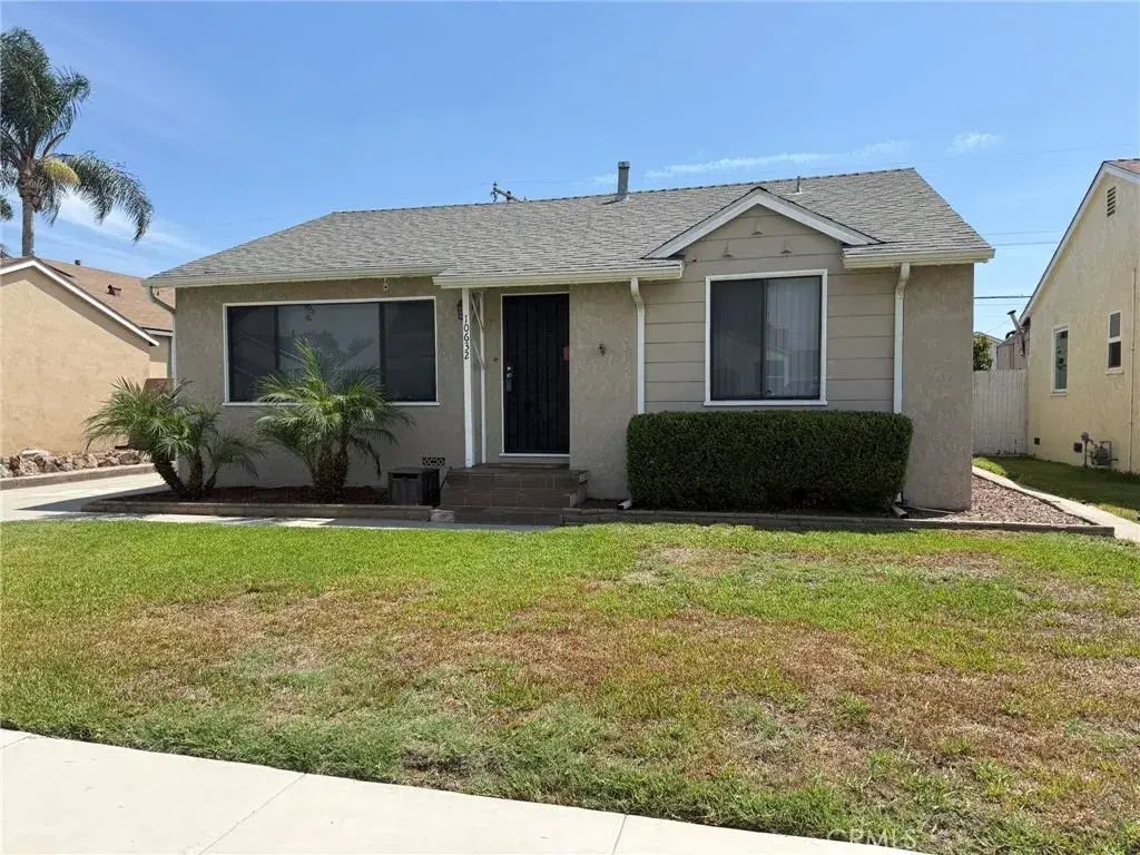10632 Meadow Avenue, Norwalk