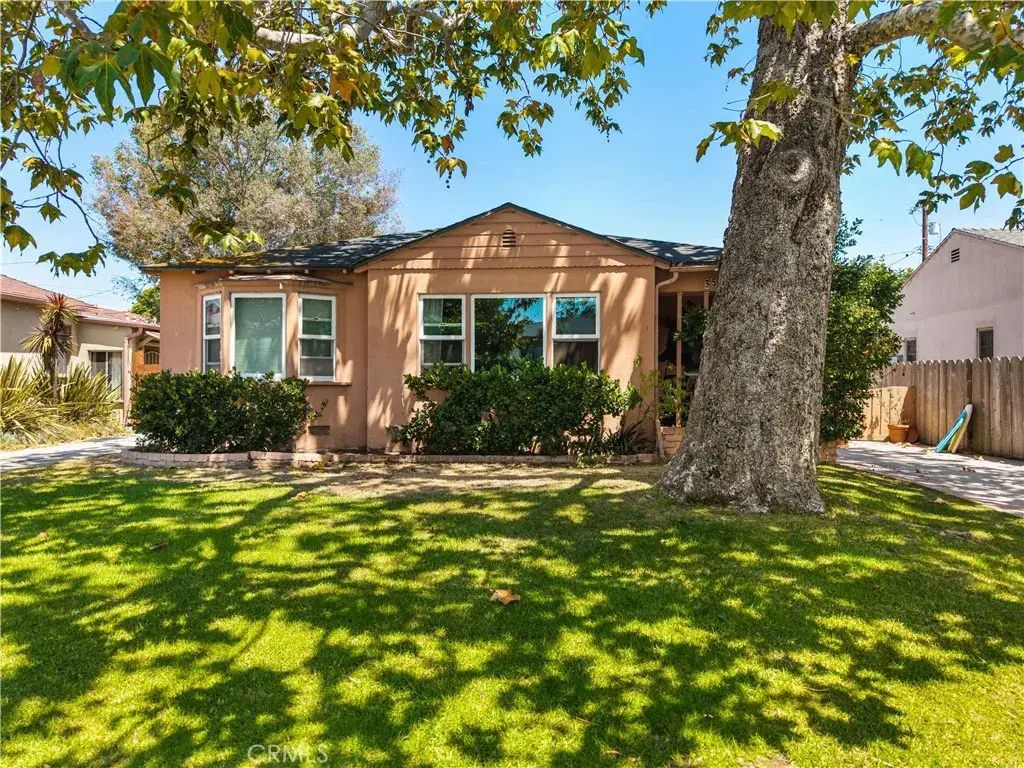 3570 Colonial Avenue, Los Angeles
