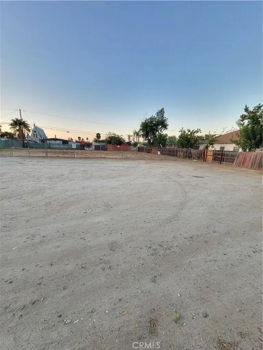 W 4th St, Perris