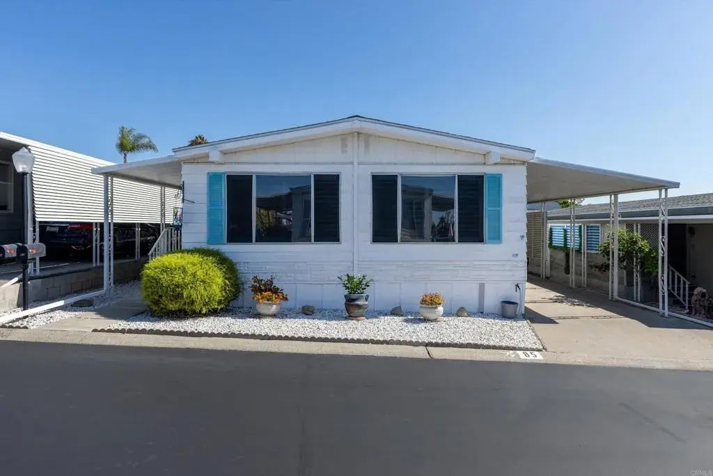3535 Linda Vista 85, San Marcos