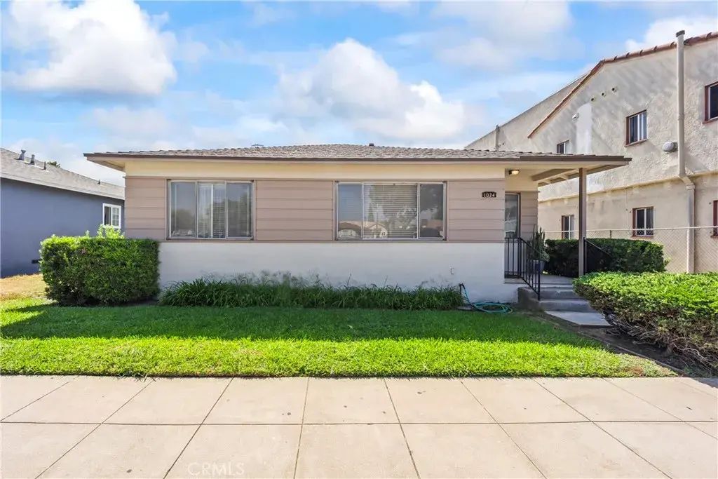 1024 Leonard Avenue, Los Angeles