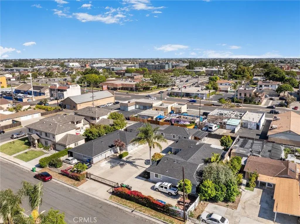 8082 18th, Westminster