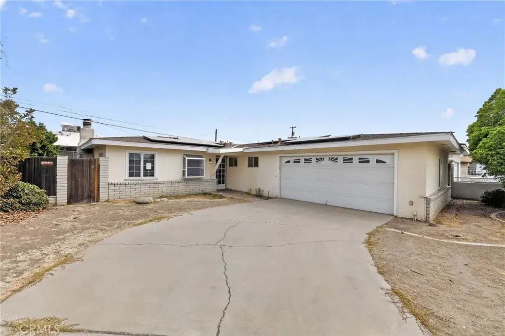 3804 Laverne, Bakersfield