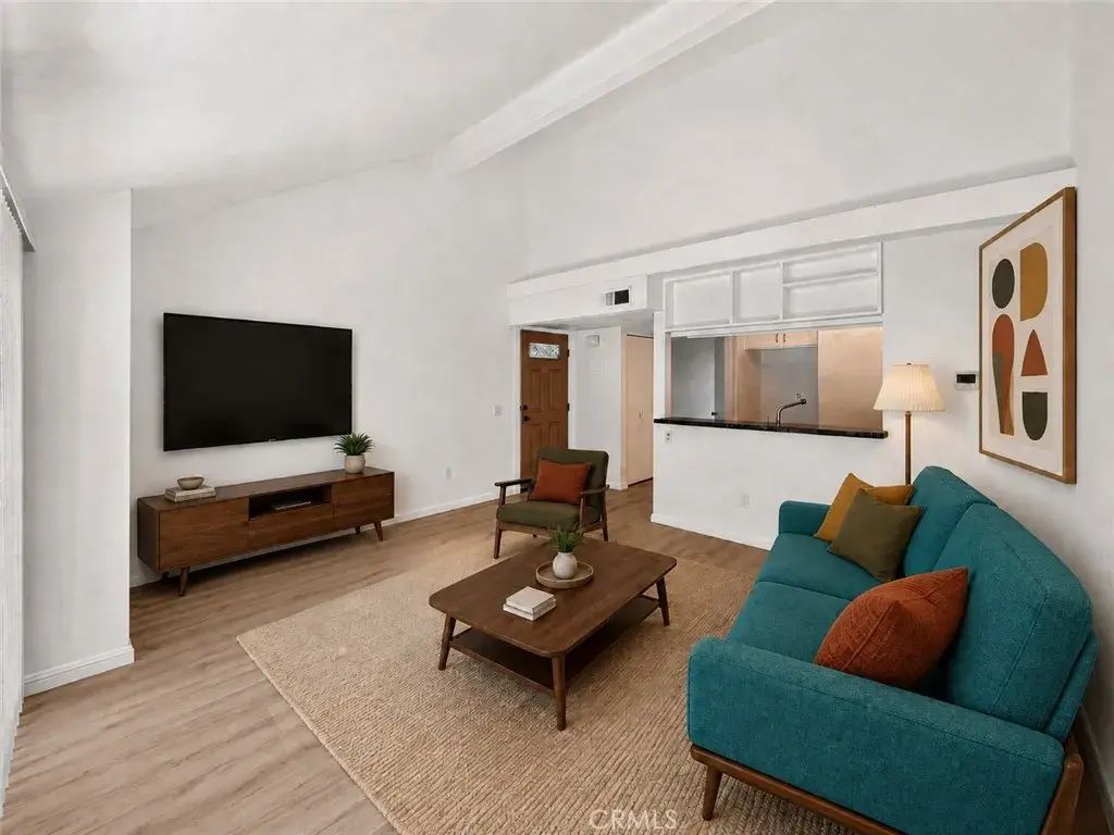 7131 Farralone 46, Canoga Park
