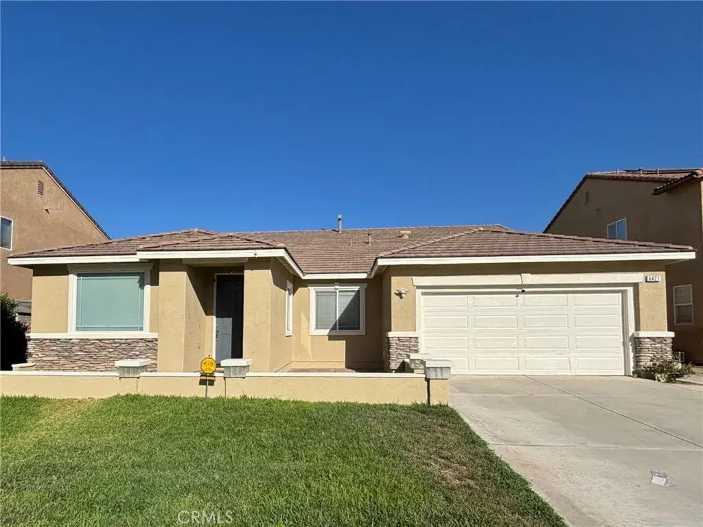 6421 Tigers Eye Court, Jurupa Valley
