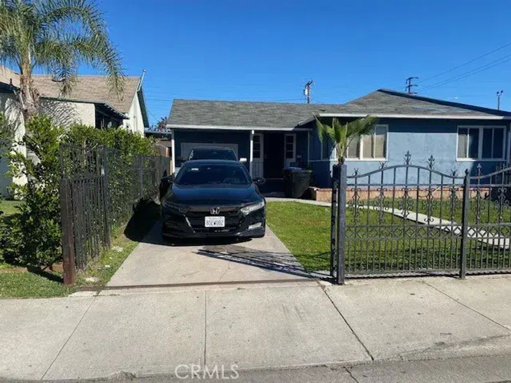 4957 E 59th Place, Maywood