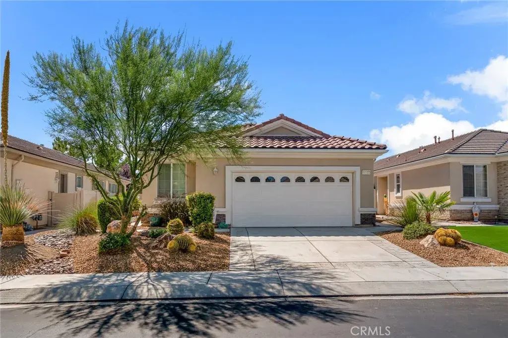 11122 Avonlea Road, Apple Valley