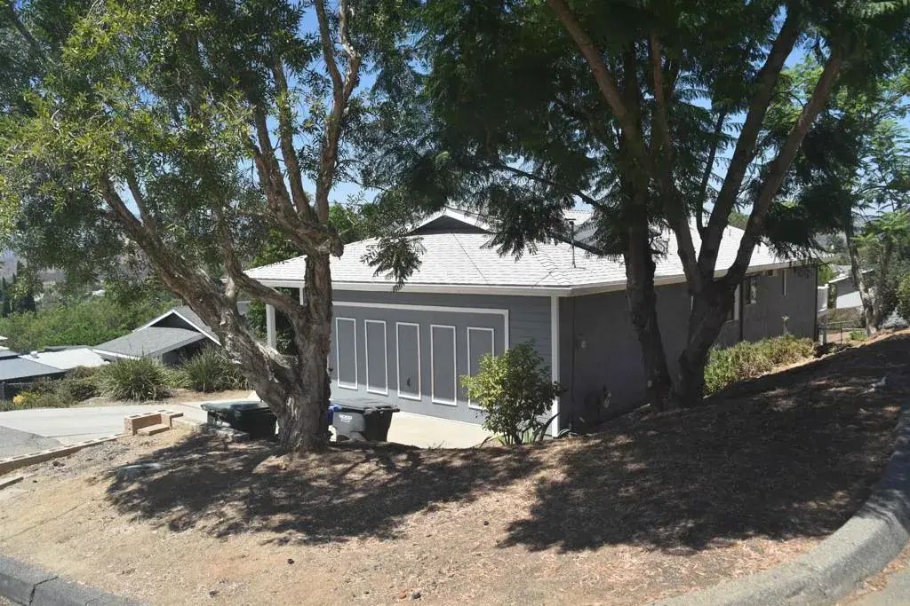604 Porter Street, Fallbrook