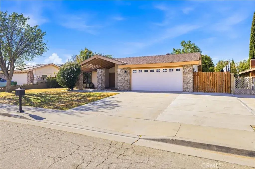 2827 Perfect, Lancaster