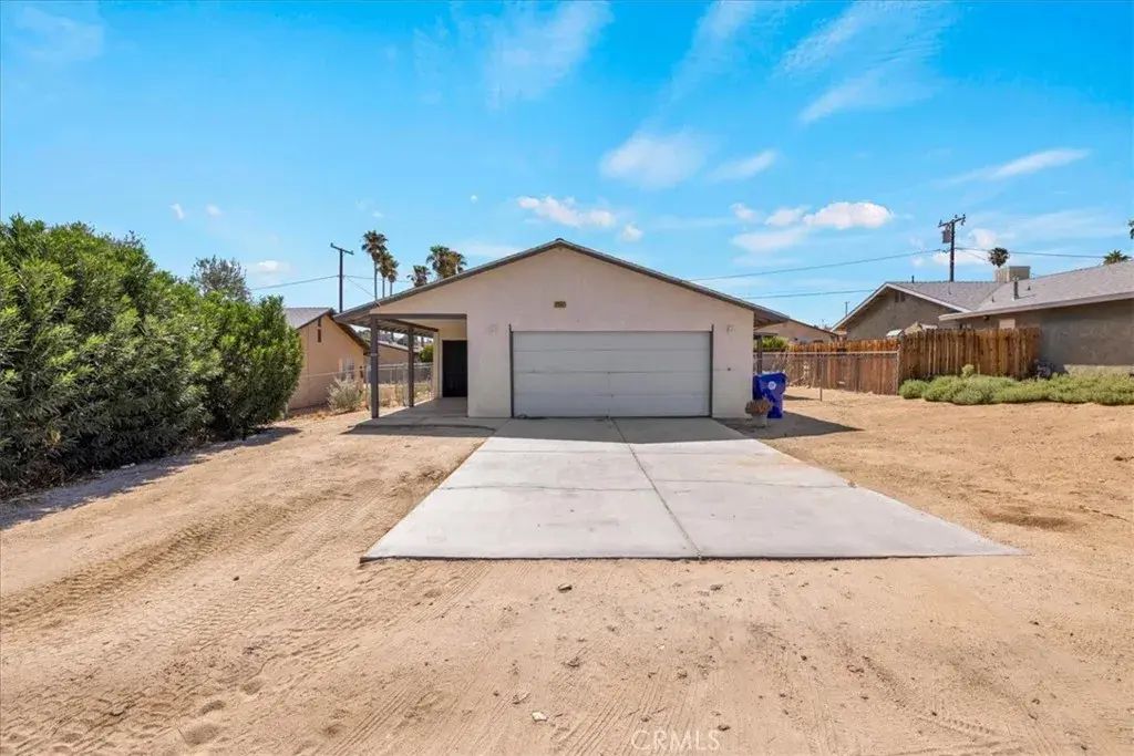 5982 Morongo Road, 29 Palms