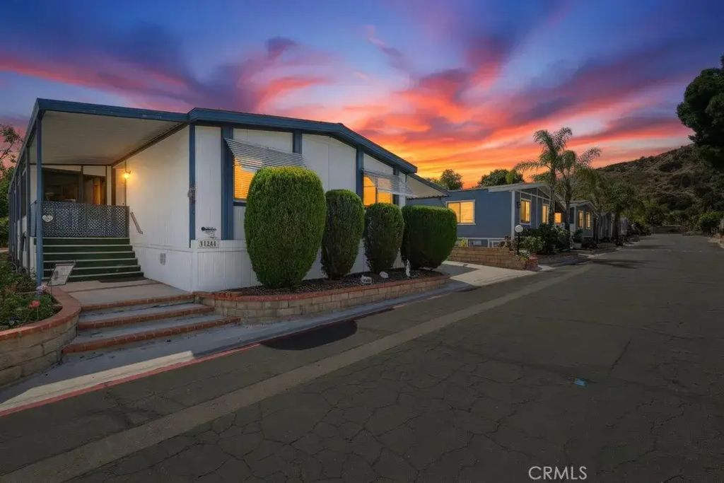 31244 Lakehills Road, Castaic
