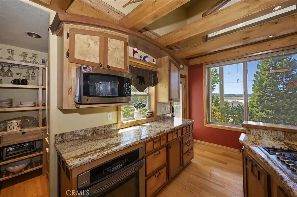 1307 Baldwin Lake, Big Bear City