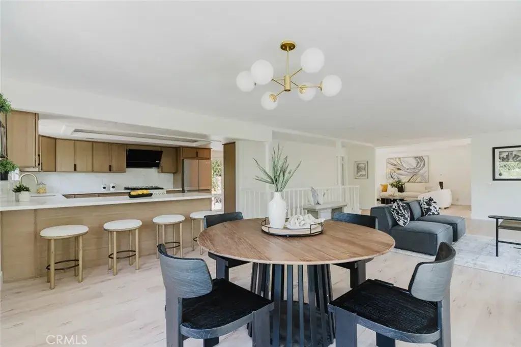 142 Crescent Glen Drive, Glendora