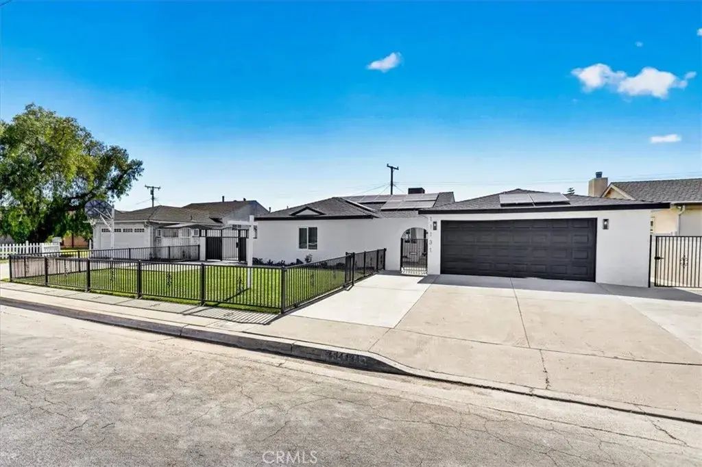 11131 Ticonderoga, Los Alamitos