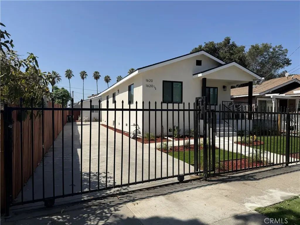 1620 E 33rd, Los Angeles