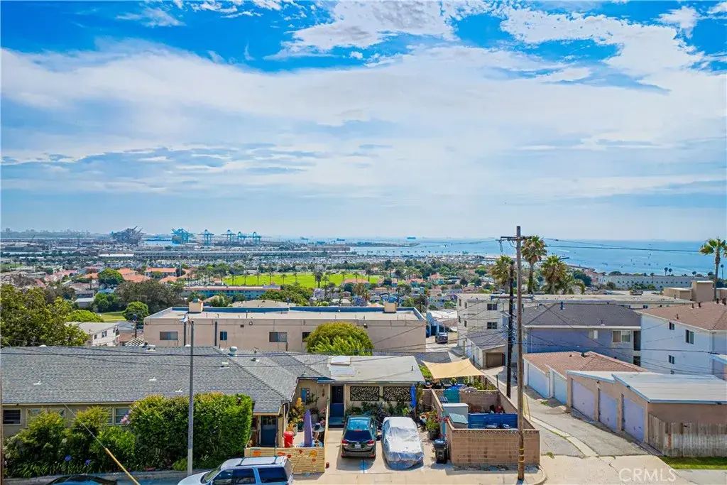 765 W 26th St #304, San Pedro