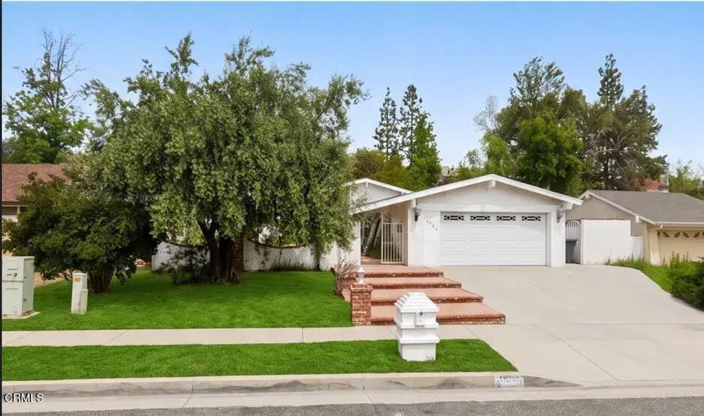5908 Dovetail Drive, Agoura Hills
