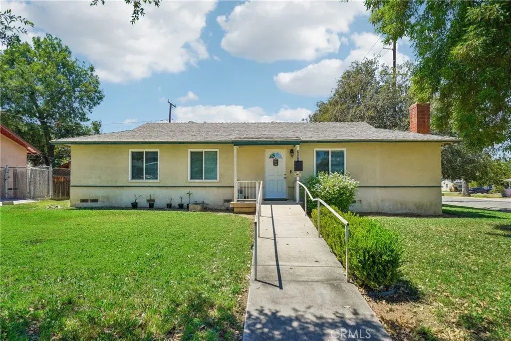 3096 Bautista, Riverside