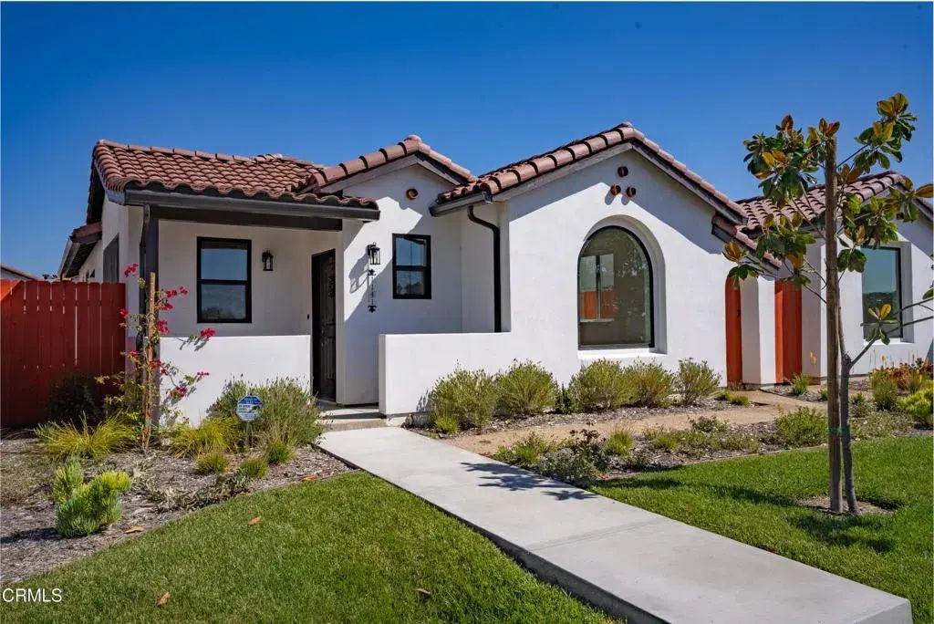 1141 W 2nd Street, Oxnard