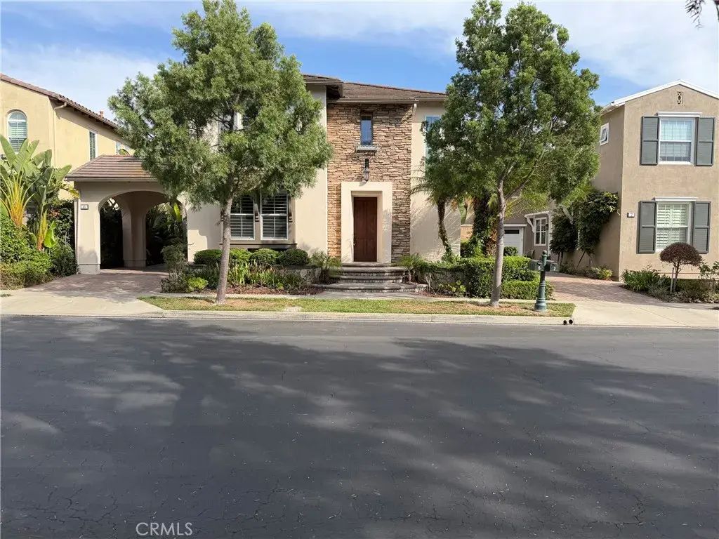 6 Napa, Irvine