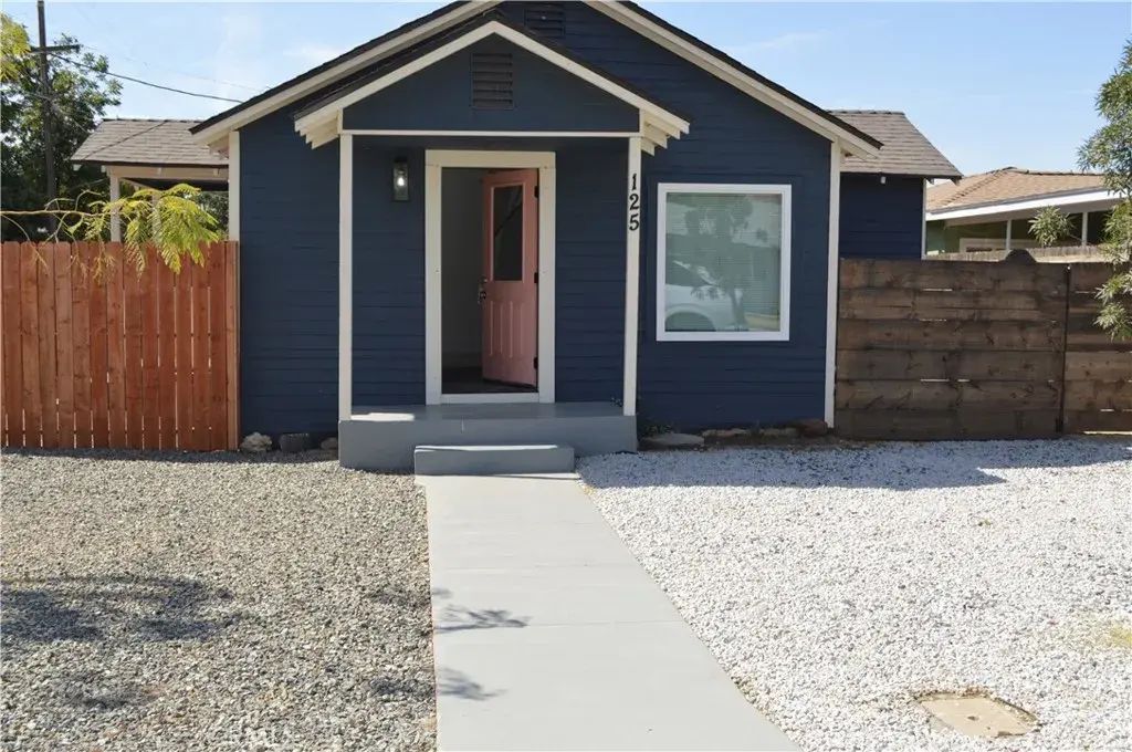 125 Toomey, Lemoore