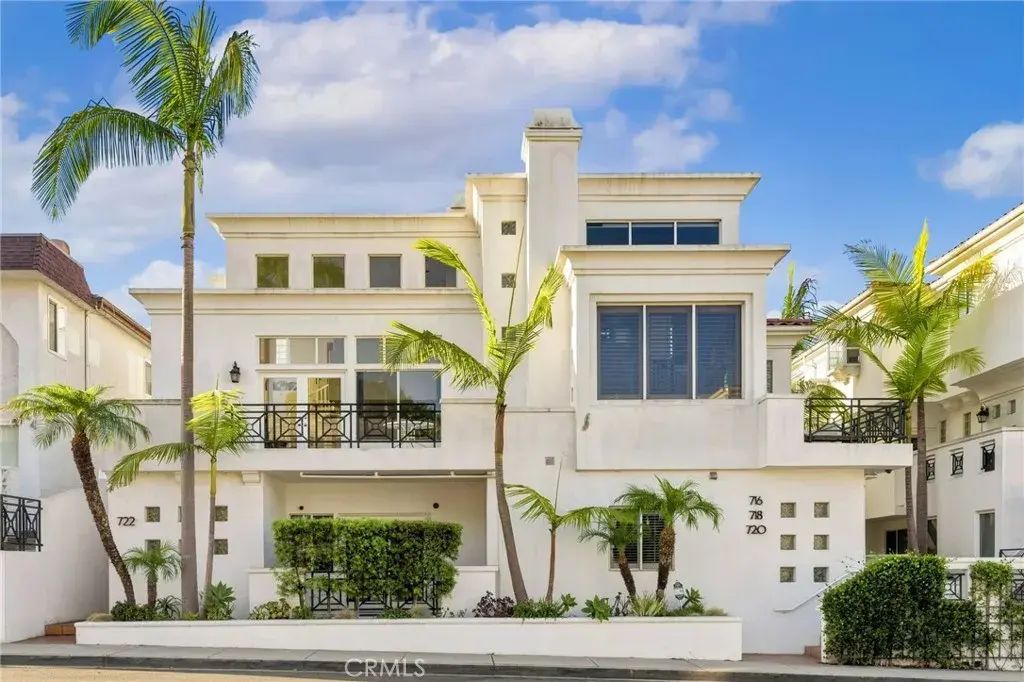 716 Manhattan Beach Boulevard, Manhattan Beach