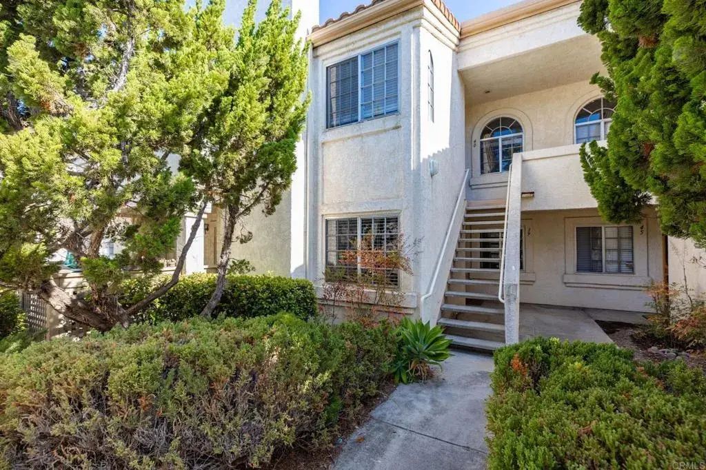 1050 La Tortuga Drive 40, Vista