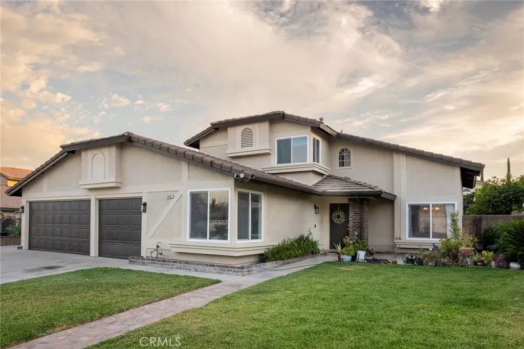 1551 W Via Bello Drive, Rialto