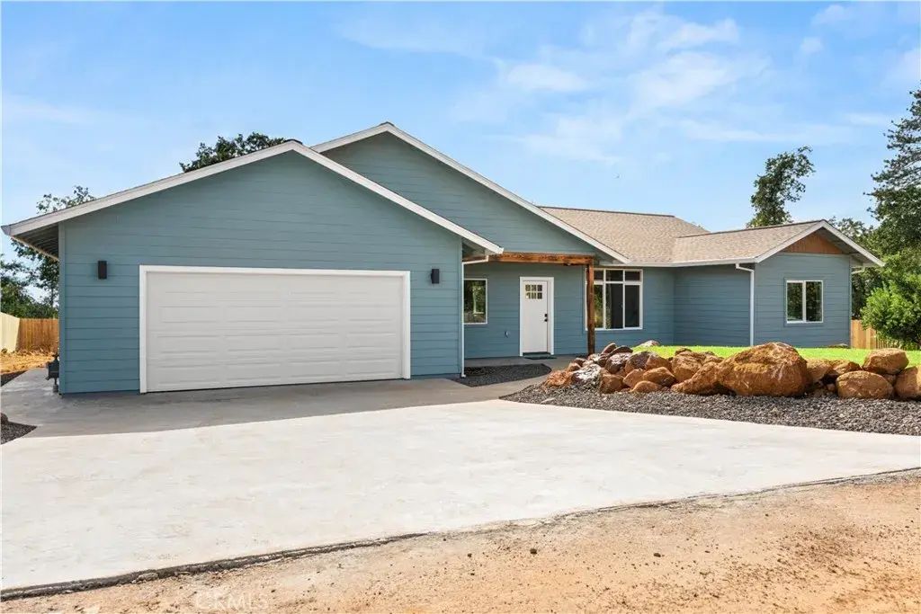 450 Stacy Lane, Paradise