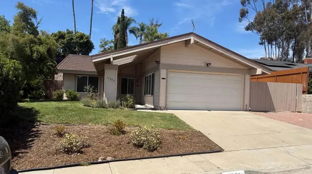 11274 Vista La Cuesta Drive, 