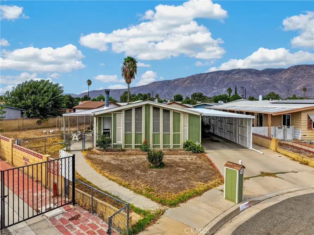209 Flora Vista Street, San Jacinto