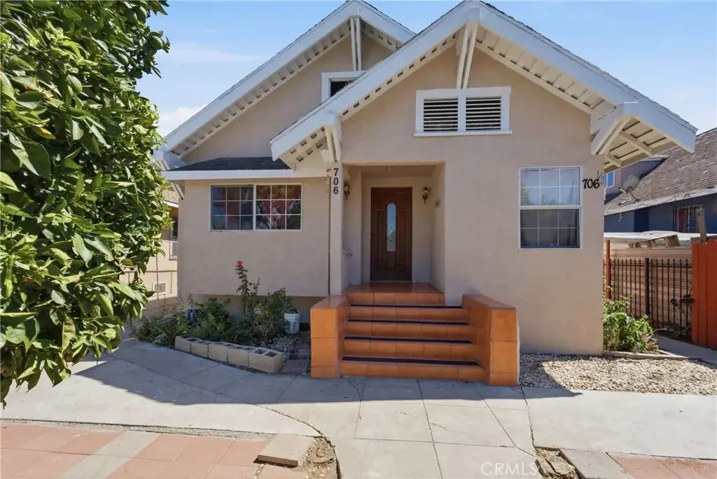 706 W 42nd, Los Angeles