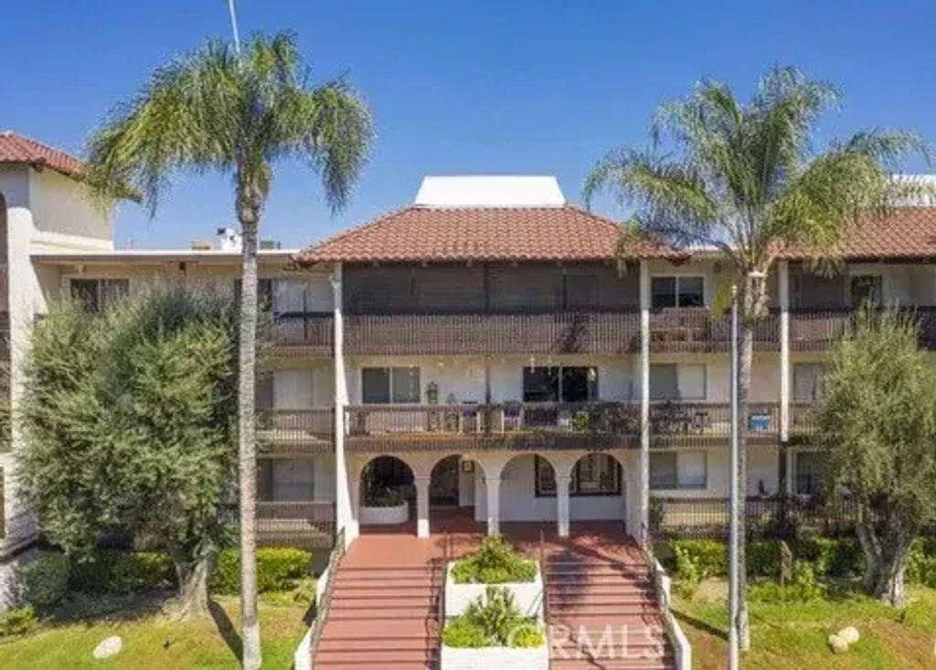 5334 Lindley Avenue 126, Encino